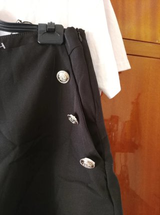 Conjunto de mujer camiseta y shorts Sin estrenar