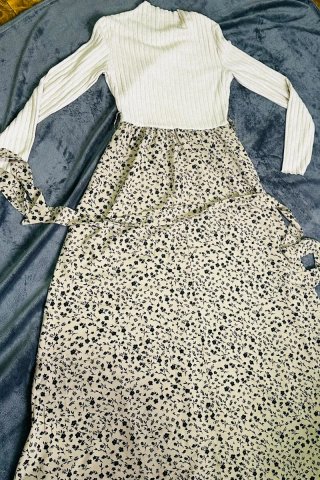 Vestido largo de punto cálido con estampado floral