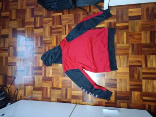 Sudadera Jordan Roja y Negra Talla