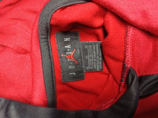 Sudadera Jordan Roja y Negra Talla