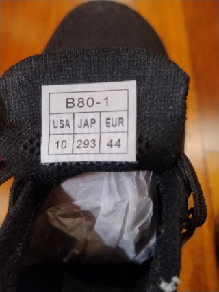 Zapatilla deportiva negra talla 44