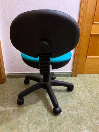 Silla de estudio turquesa