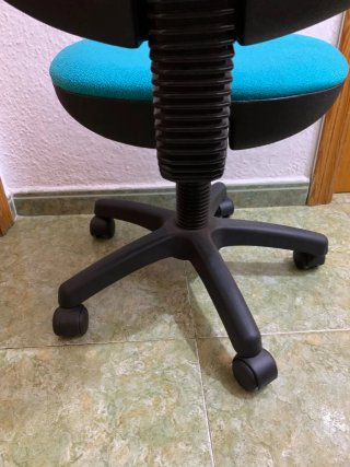 Silla de estudio turquesa