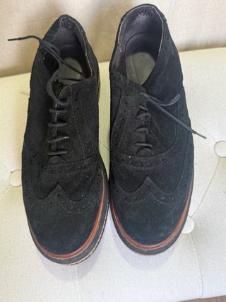 Zapatos de ante negro