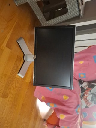 Pantalla Dell Negra