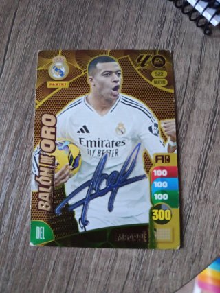 Cromo Panini Balón de Oro Mbappé