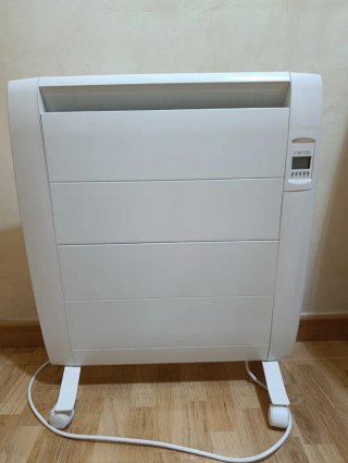 Emisor Térmico Seco Helios Inerzia 900W