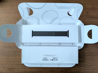 Apple Watch 11 46mm Jet Black GPS