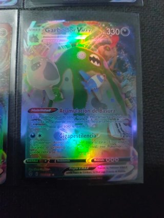 Carta Pokémon Garbodor VMAX 330 HP