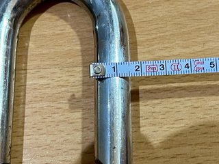 Candado Antirrobo Artago 69T7 + soporte específico