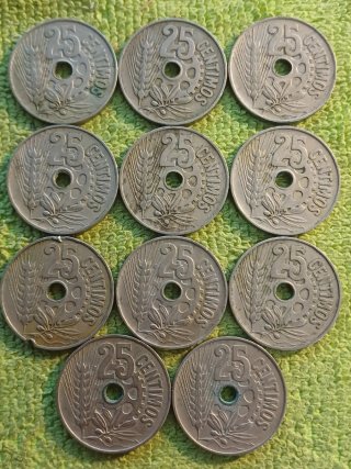 23 monedas de 25 céntimos de 1934