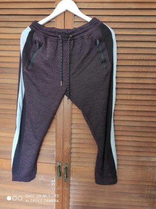 Pantalón chándal con cremalleras