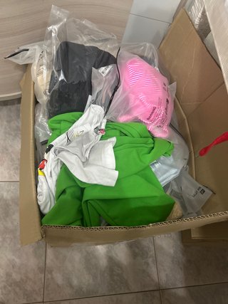 Abbigliamento Shein. Grado A 4Stagioni  1,50€ a pz