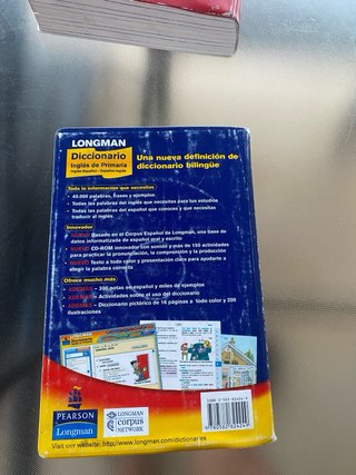 Diccionario inglés de primaria inglés-español :...