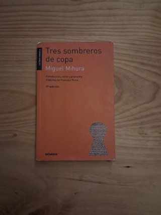 Tres sombreros de copa