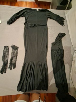 Vestido Bruja Talla 42-44, con guantes y capa