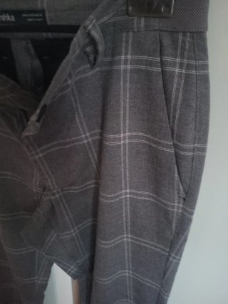 Pantalón cuadros Bershka Talla M