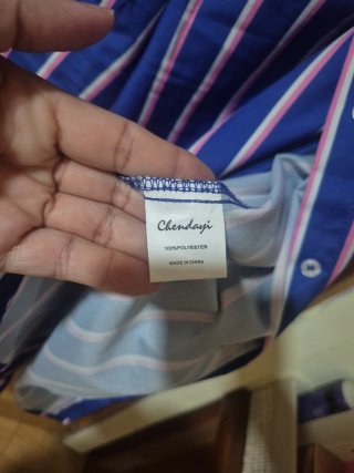 Conjunto de Camisa y Pantalón a Rayas