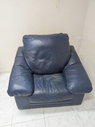 Sofá de Piel Azul