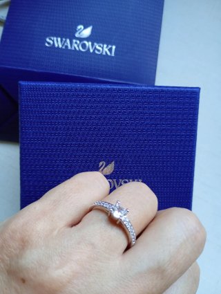 Anillo Swarovski Attract