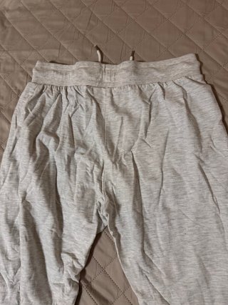 Pantalón de deporte gris
