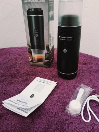 Cafetera Portátil Eléctrica