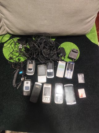 Lote de 9 teléfonos móviles Nokia