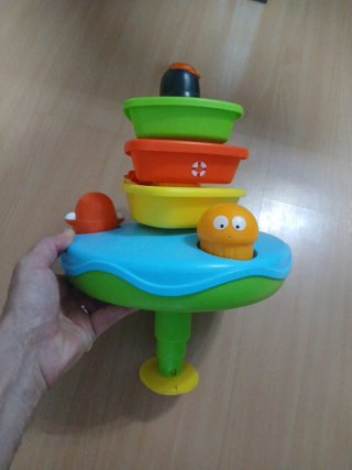 Juego de Agua Infantil con Barquitos