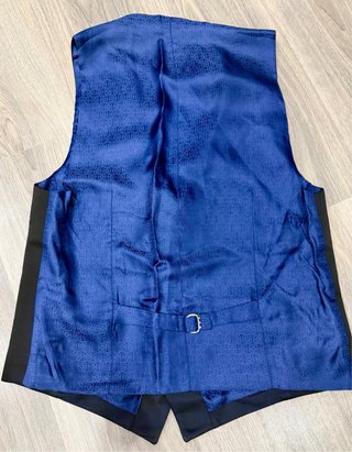 Traje de novio azul