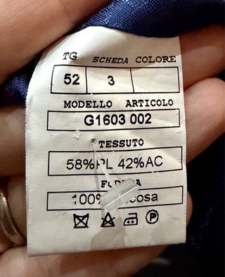 Traje de novio azul