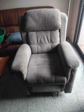 Sillón eléctrico levanta personas