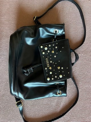 Mochila Guess Negro con Monedero Adornado