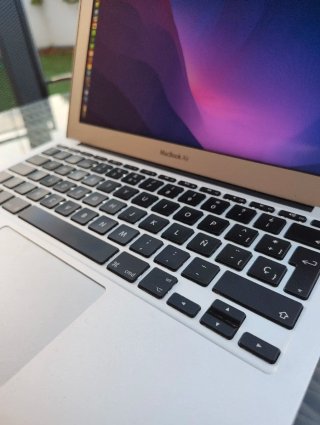 MacBook Air 11” 2014 | i5 + SSD | Batería NUEVA