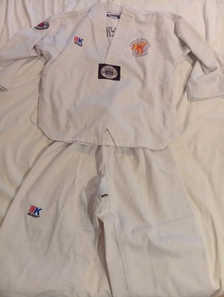 Kimono Taekwondo IKARÁ Escuela Tortosa