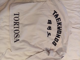 Kimono Taekwondo IKARÁ Escuela Tortosa