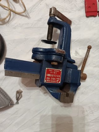 Lote Bricolaje: Sierra, Sargento, Nivel