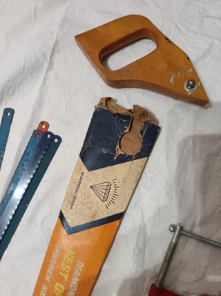 Lote Bricolaje: Sierra, Sargento, Nivel