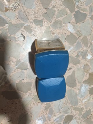 Reloj de cuerda antiguo Coral con alarma