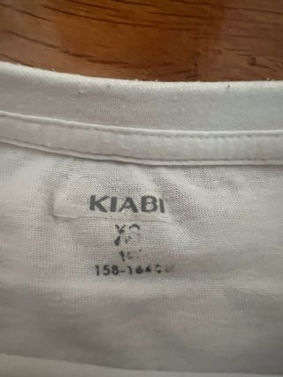 Camiseta de manga larga de chico. Talla XS.