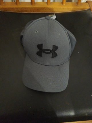 Gorra Under Armour Gris