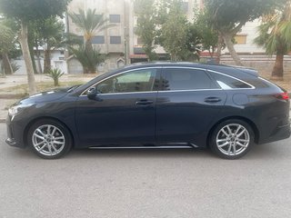 Kia ProCeed 1.6 CRDi GT Line DCT, año 2020, diésel