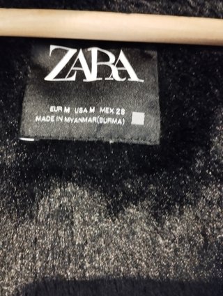 Plumón verde Zara con capucha