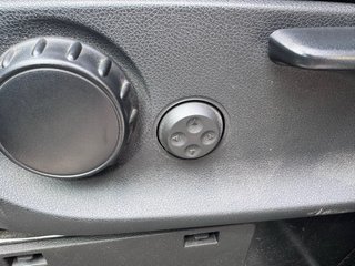Mercedes Vito 2023 automatica, libro
