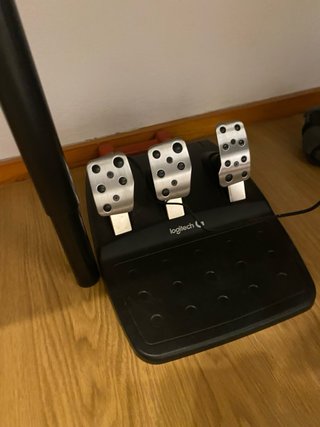 Volante Logitech G29+pedales+cambio de marcha en H