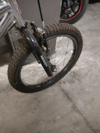 Bicicleta Monty 149 Arena de 22 pulgadas