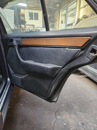 Peças Mercedes W124 260E