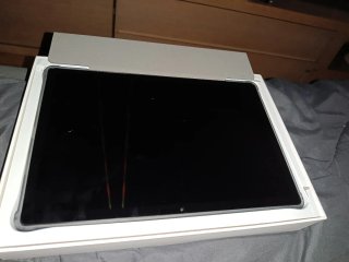 Tablet BlackBerry Negra con Tapa Gris