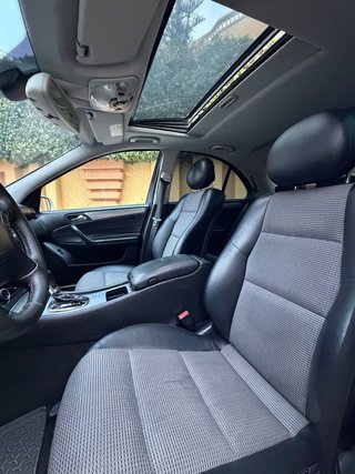 Mercedes-Benz Clase C 2004