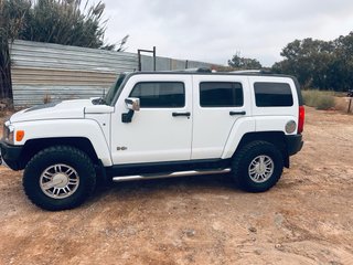Hummer H3 2009