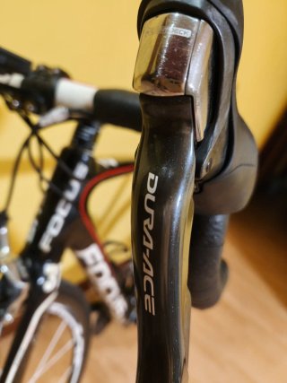Bicicleta de Carretera Focus Izalco